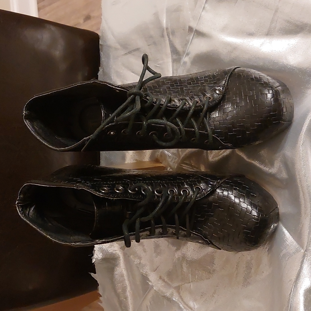 Booties - Picture 2 of 4